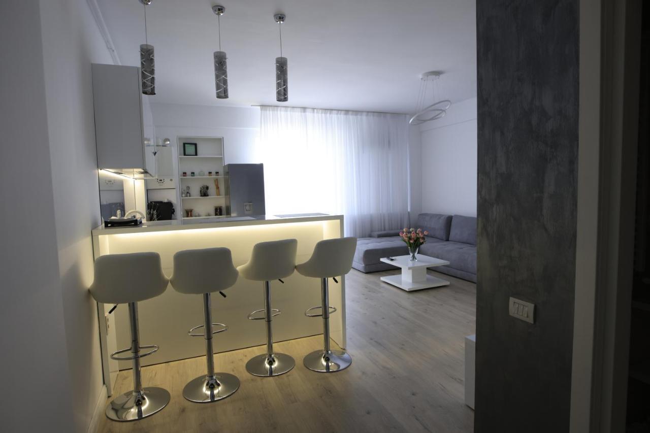 Nicho Residence 2 Bucurestii Noi Luaran gambar